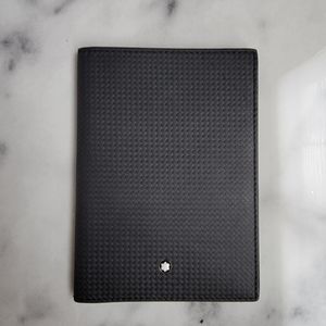 Montblanc Extreme 2.0 BlackLeather Passport Holder